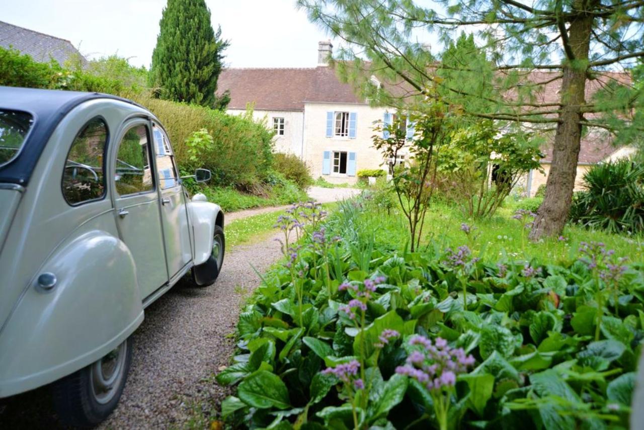 Maison Charmante A Ri Avec Jardin Et Terrasse Villa Ri Exterior photo