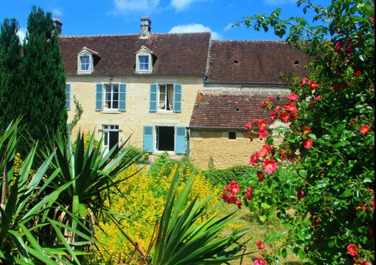 Maison Charmante A Ri Avec Jardin Et Terrasse Villa Ri Exterior photo